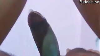 Padosh Wali Bhabhi Ne Lund Choosa Fir Condom Pahna Kar Chudi