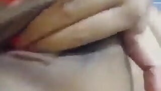 Hot Indian mom showing her body