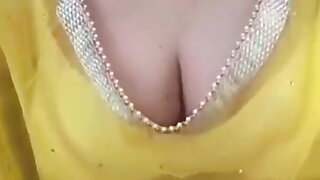 Indian Horny Chubby Big Boobs Wife Masturbates