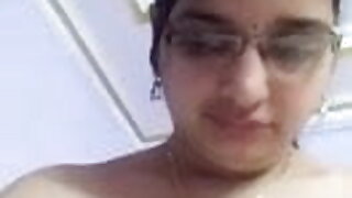 Hairy milf takes nude selfie