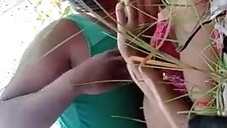 Isko chodne ke liye comment me randi likho