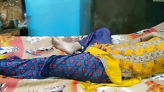 bobby bhabhi ki jabardast chudai video, Indian hot girl was fucked by her brother-in-law