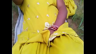 Ladki khet me with hindI audio