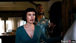 Wife cuckold by black boss and himself when he came over for dinner