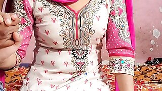 Punjabi ladaki ne salwar pahankar apane yaar se chudwai